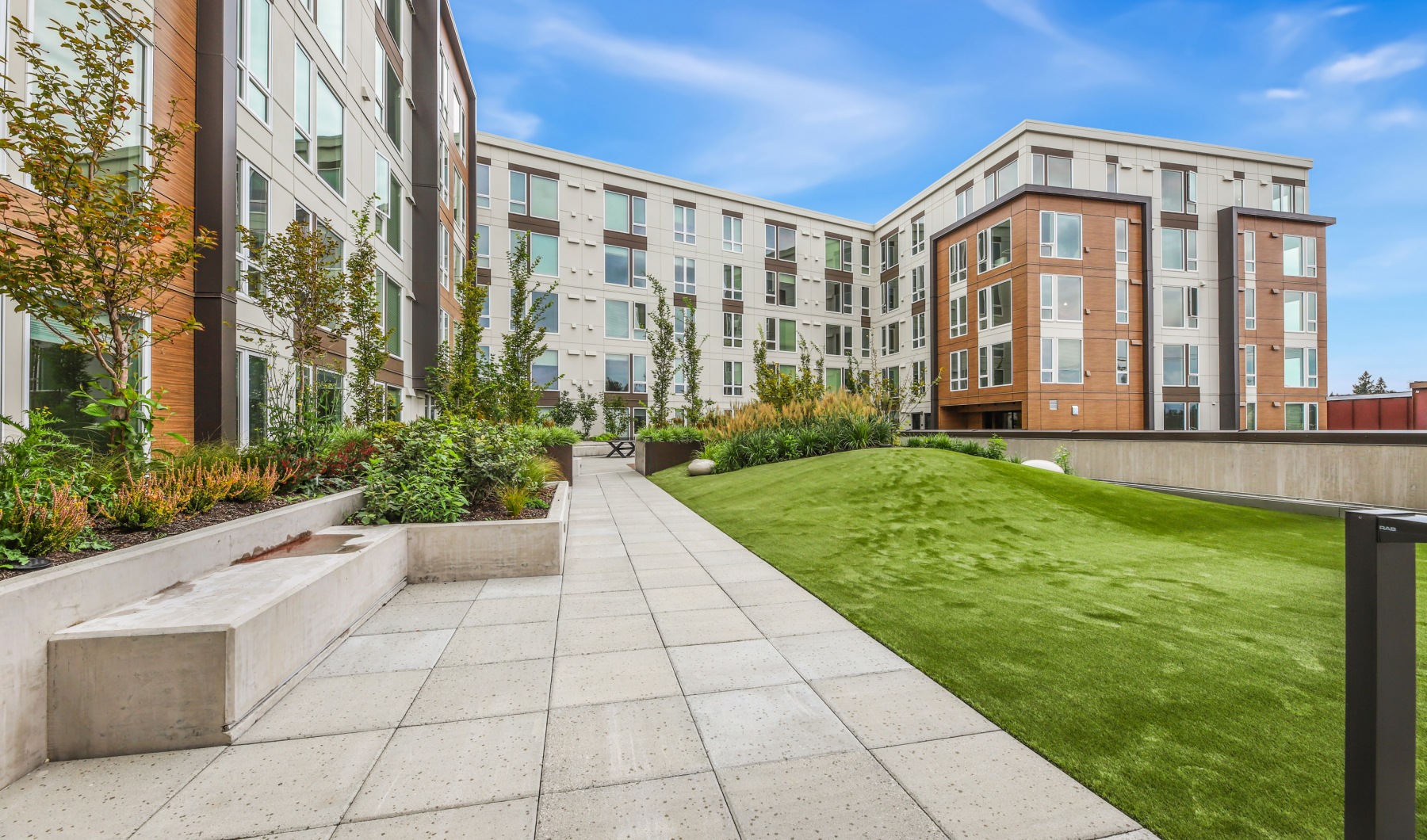 Find Your Perfect Fit at Ellis at Bel-Red Harmonizing City Living and Nature Bliss